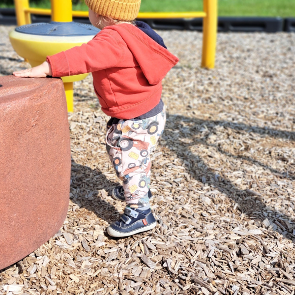 Comment bien accompagner les premiers pas d'un bébé?