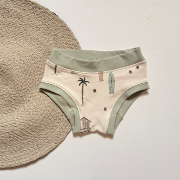 Bobette avec un motif plage et surf
