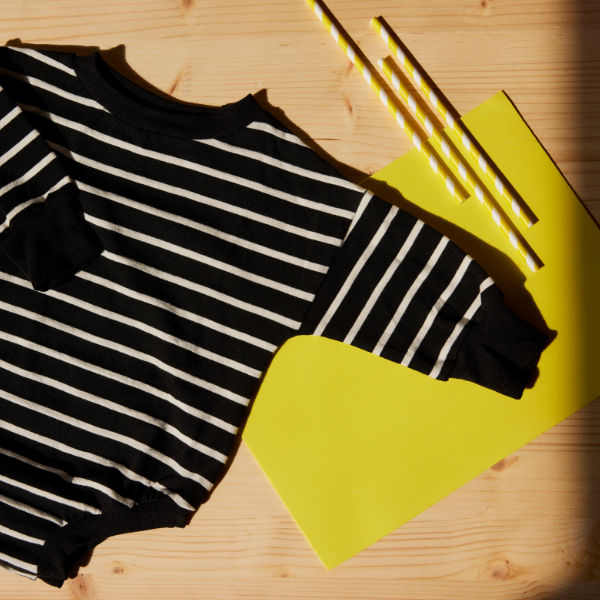 Pull Cache-Couche Noir Ligné Bebe