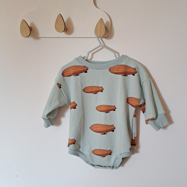 Pull Cache-Couche - Zeppelins Bleus - 6-12 mois