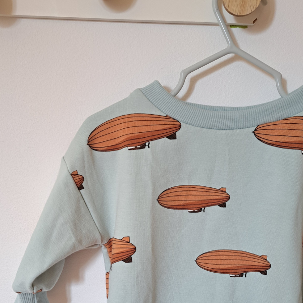 Pull Cache-Couche - Zeppelins Bleus - 6-12 mois