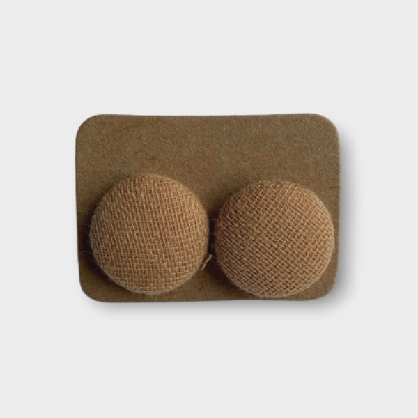Petites boucles d'oreilles boutons - Café Latte