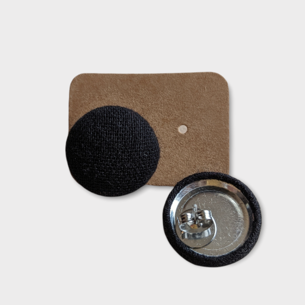 Boucles d'oreilles boutons - Noire