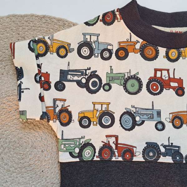 T-Shirt Ample Colorblock Avec des Tracteurs